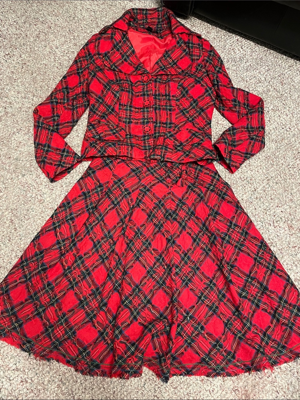 Vintage y2k 100% wool Red Plaid Two-Piece Skirt Suit- adorable